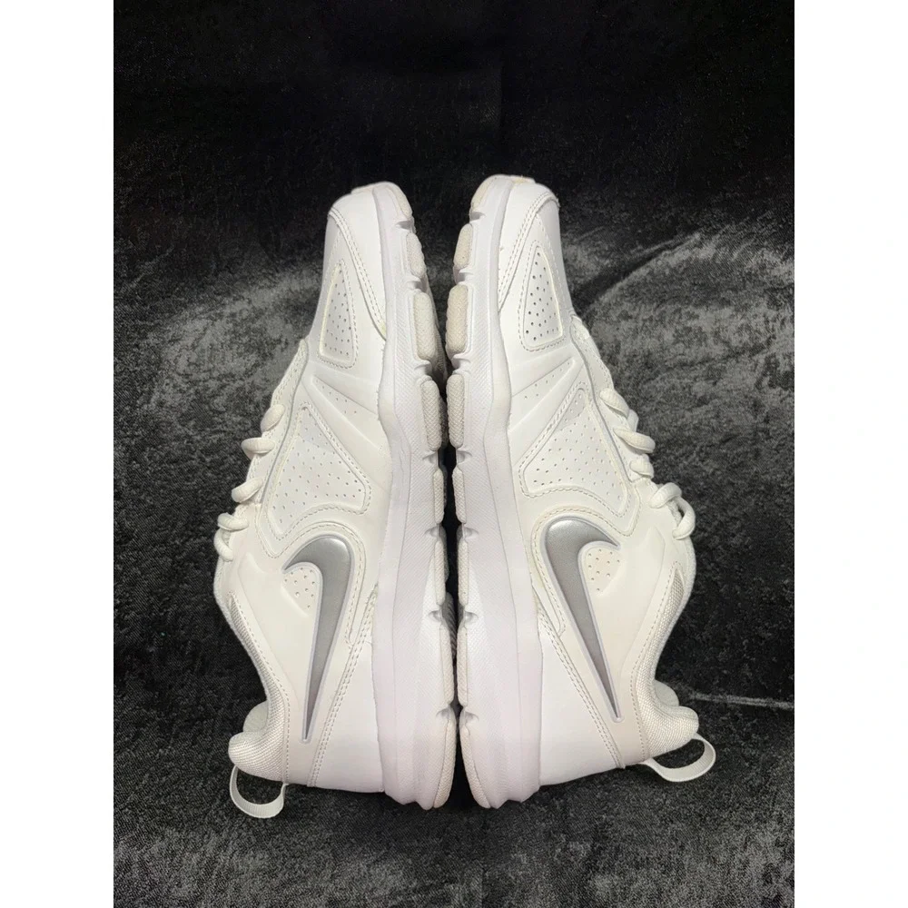 Nike T-Lite XI Mens Training Shoes White Metallic Silver 610232-101 Size‎ 9